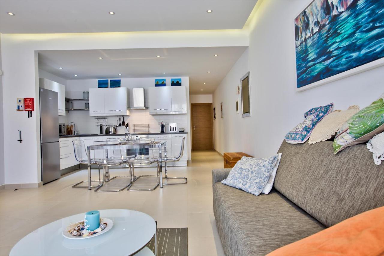 Bright And Central 2 Bedroom Apartment In Слима Экстерьер фото
